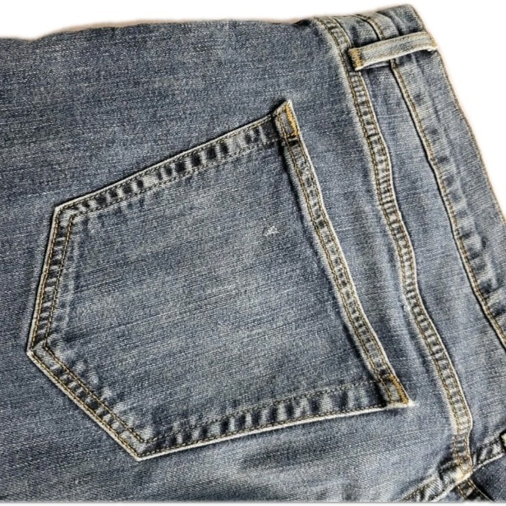 Cremieux Men's Premium Denim Straight Leg Blue Jeans Size 40/30 - Picture 13 of 14